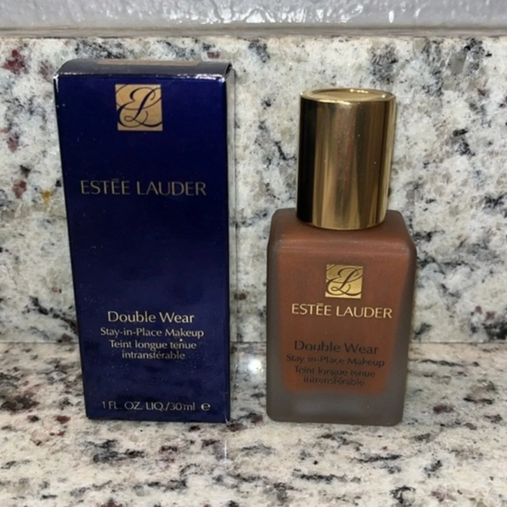 Estée Lauder Double Wear 7C1 Espresso